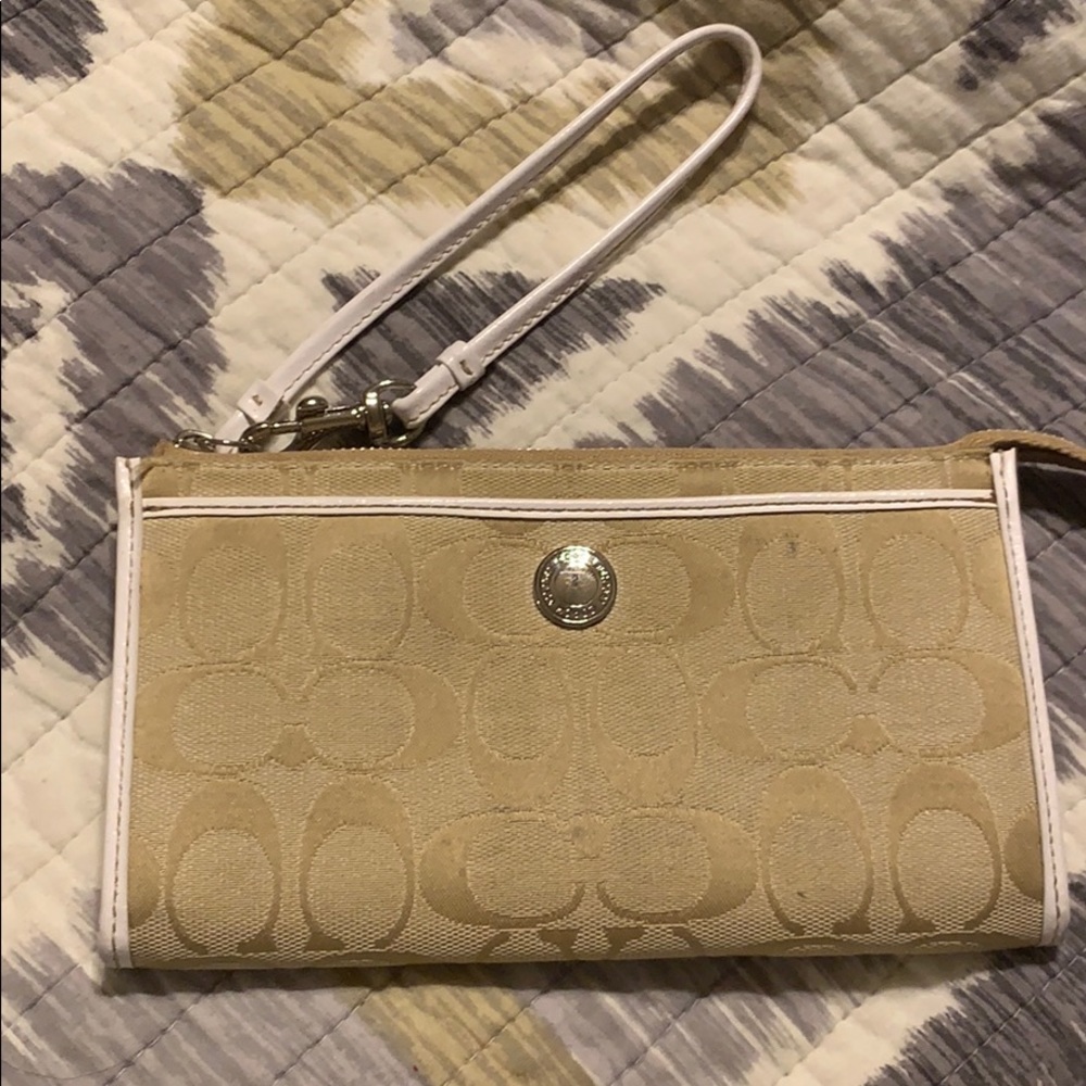 Cream canvas Coach wallet w/ white leather piping